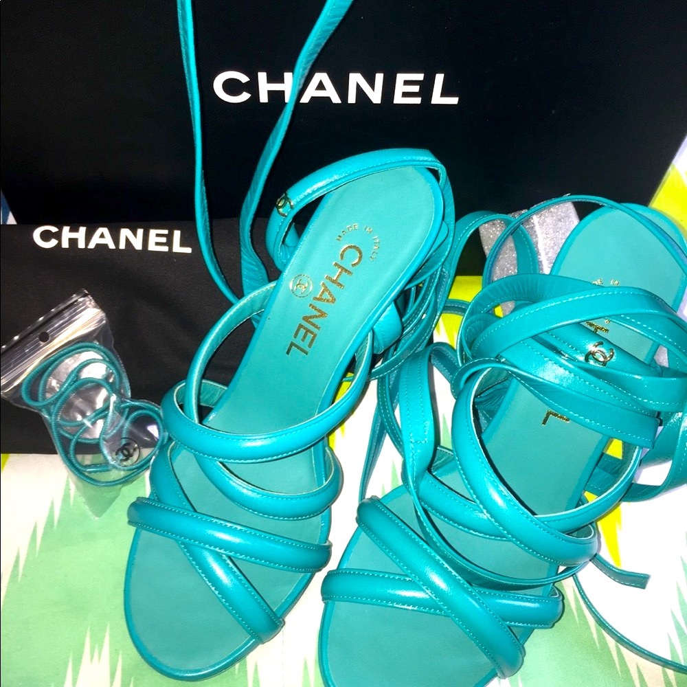 CHANEL Sandals